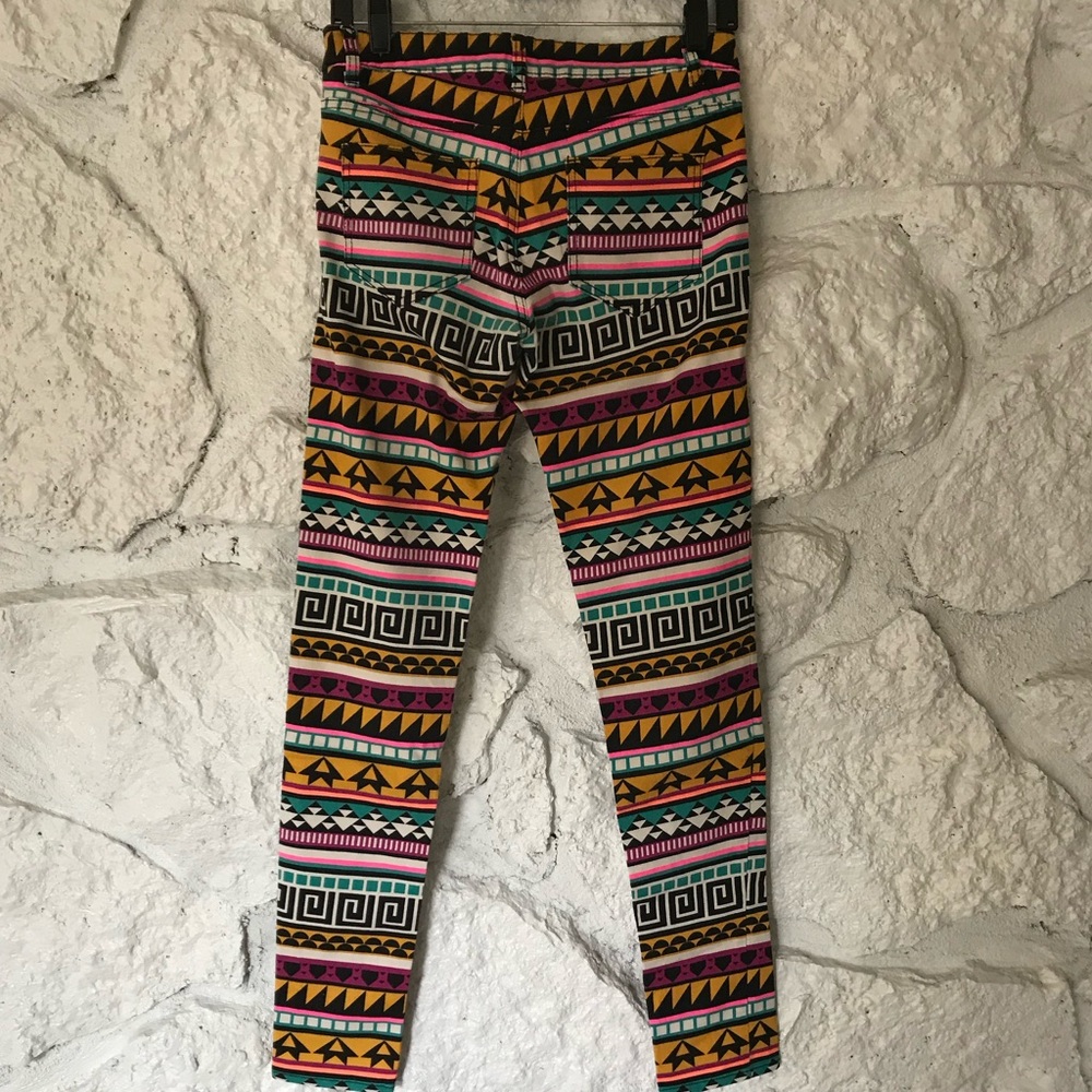 H&M Aztec print pants - Picture 4 of 5